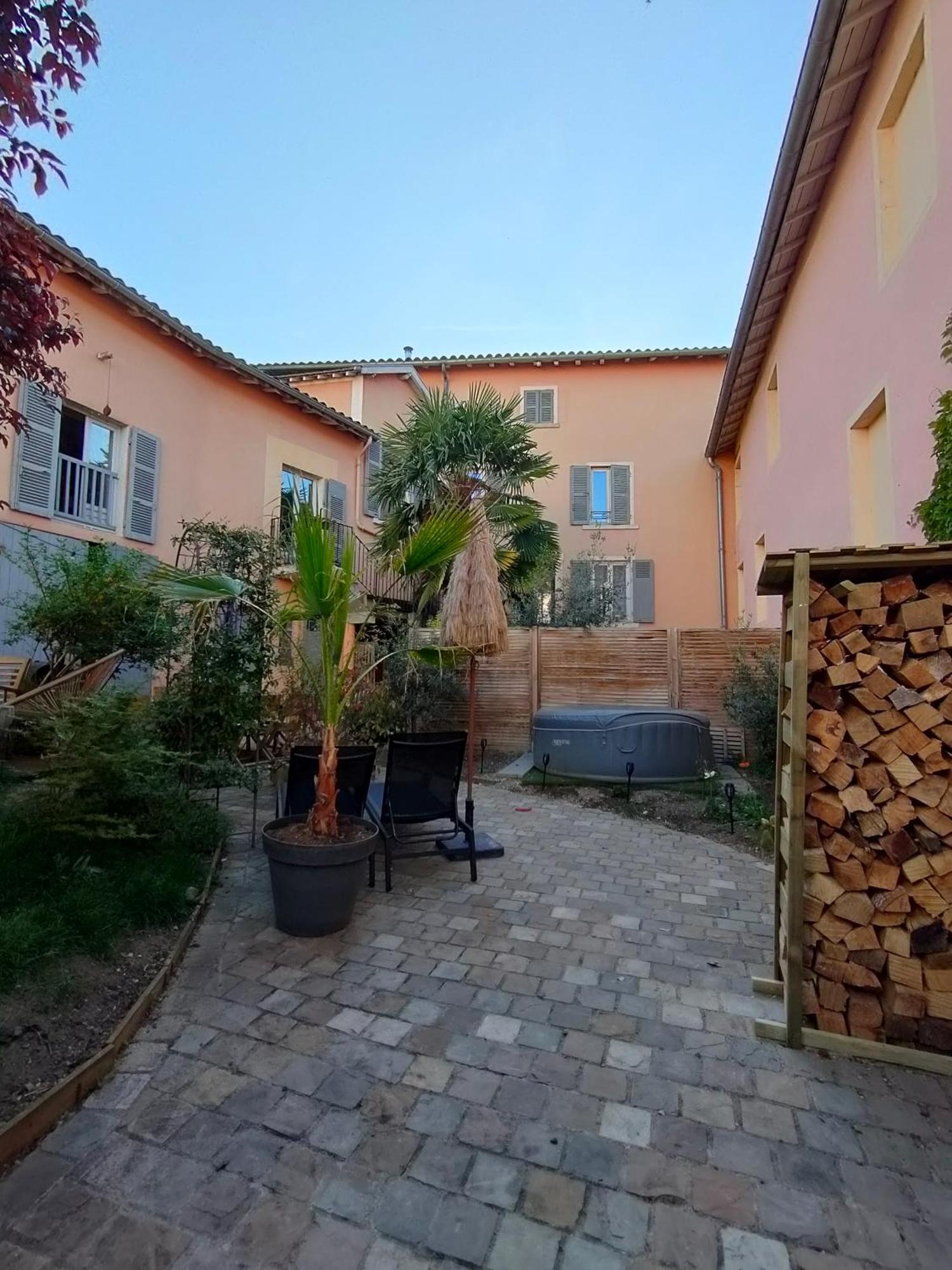Bed and Breakfast La Chamade En Beaujolais Anse Esterno foto